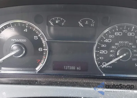 2009 Lincoln Mks z USA, uszkodzony, nr VIN 1LNHM93R59G605878